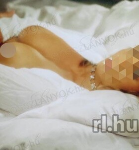Noémi Budapest Erotische Massage Mädchen