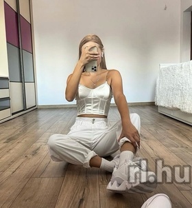 Budapest, Olivia 06705404485