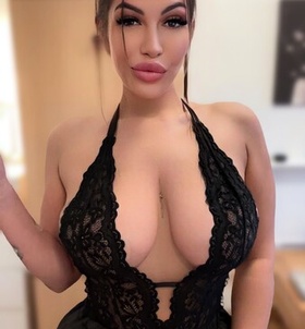 Pamela (29 éves) - Telefon: +36 30 / 353-8354 - Balassagyarmat