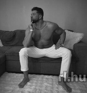 Partyboy_Angelo Budapest escort Mädchen