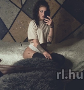 Petra (24 éves) - Telefon: +36 20 / 776-6509 - Komárom