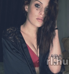 Petra (24 éves) - Telefon: +36 20 / 776-6509 - Komárom