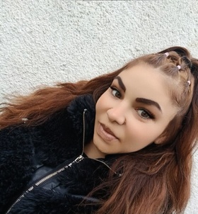 Petra21 (28 éves) - Telefon: +36 20 / 461-3642 - Mezőkövesd