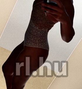 Sz�kesfeh�rv�r, Queeni 06202097500