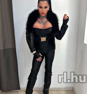 Ravenna 307973843, Budapest Transvestit #3 - 