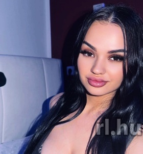 Rebeka Győr szexpartner lányok
