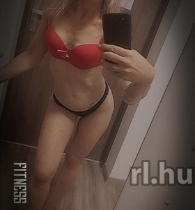 Rebeka (30 éves) - Telefon: +36 30 / 701-2839 - Nyírbátor