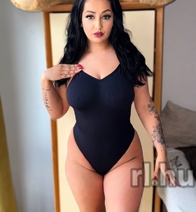 Rebeka (23+ éves) - Telefon: +36 70 / 597-4870 - Debrecen