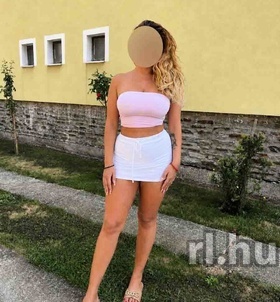 Réka Kapuvár escort Mädchen