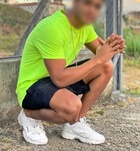 Renato Veszprm escort mdchen