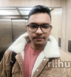 Rion 703460694, Budapest Junge