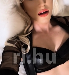 Roxana Budapest escort Mädchen