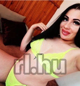 Roxi (23 éves) - Telefon: +36 70 / 231-7147 - Szombathely