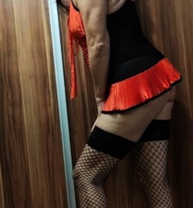 Budapest, Roxi 06702892675