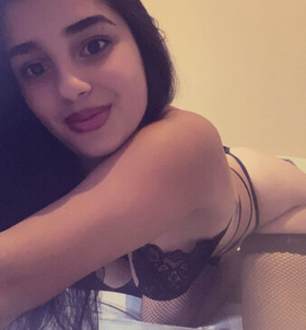 Nagyk�ll�, Sara 06302659240