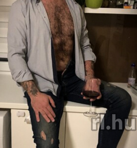 Sebastian (33 éves, Férfi) - Telefon: +36 20 / 989-7255 - Szombathely, szexpartner