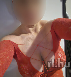 Selena (45 éves) - Telefon: +36 20 / 974-7080 - Sopron