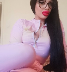 Debrecen, Selina 06702171102