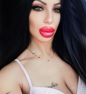 Debrecen, Selina 06702171102