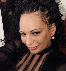 Budapest, Simona 06708813344