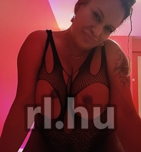 Simona Budapest szexpartner lányok