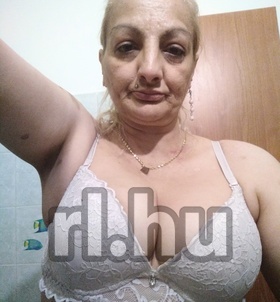 Sisi40 (40 éves) - Telefon: +36 30 / 828-1758 - Cegléd