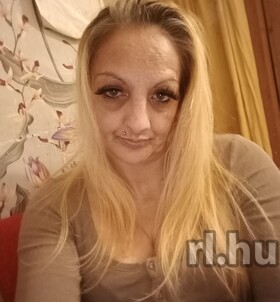 Sisi40 (40 éves) - Telefon: +36 70 / 228-0895 - Budapest, XVIII