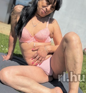 Sofia (42 éves) - Telefon: +36 20 / 598-6890 - Sárvár