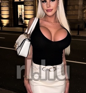 Budapest, SonyaBritt 06709449123