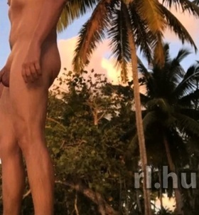 Budapest, Spanyolt�r�koktat�s_meztelenul 06701619479