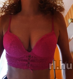 Sz�kesfeh�rv�r, Stefi 06202622579