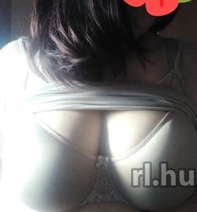 Sz�kesfeh�rv�r, Stella 06307021615