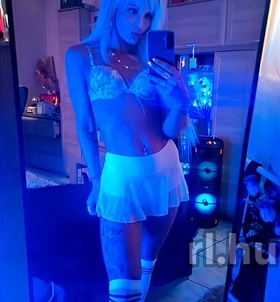 Szamanta Pécs escort Mädchen