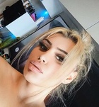 Szandi (22 éves) - Telefon: +36 30 / 718-7201 - Vállaj