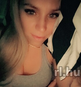 P�cs, Szandra 06204440791