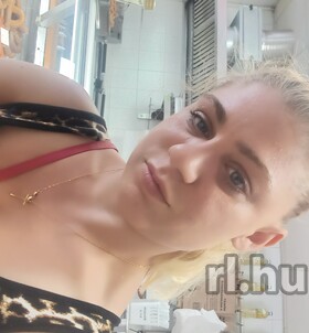 Budapest, Szandra 06206279804