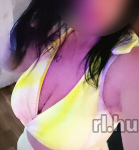 Szandra (21+ éves) - Telefon: +36 30 / 641-7219 - Velence