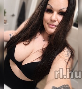 Szandraa Pécs escort girls