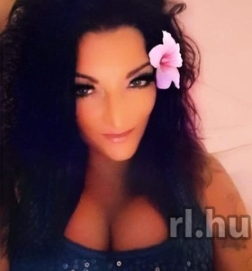 Sziszi (40+ éves) - Telefon: +36 20 / 590-0168 - Szeged