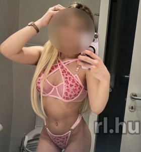 Szófi (20+ éves) - Telefon: +36 20 / 424-1227 - Békéscsaba