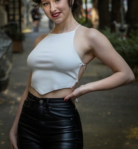 Budapest, Szofi 06205537475