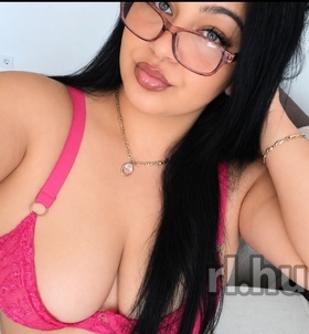 Szofi Gyöngyös escort Mädchen