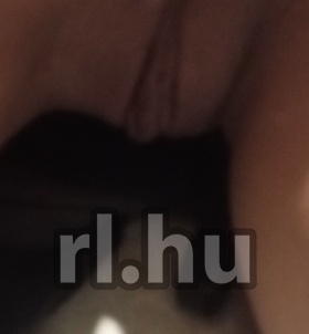 Szofi (20 éves) - Telefon: +36 30 / 846-3060 - Tiszafüred