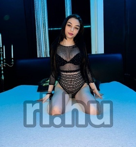 Budapest, Szofia 06209601528