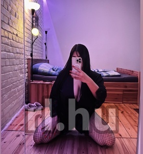 Szófia (26 éves) - Telefon: +36 70 / 210-9047 - Budapest, V