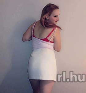 Szonja (24 éves) - Telefon: +36 30 / 348-9502 - Miskolc