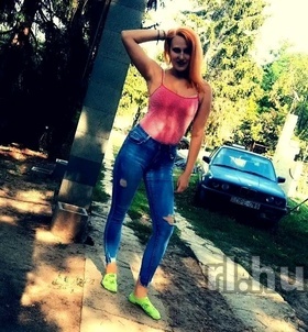 Szonja (24 éves) - Telefon: +36 30 / 348-9502 - Miskolc