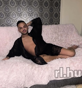 Sztarpáros (25 éves) - Telefon: +36 70 / 406-0212 - Budapest, VIII