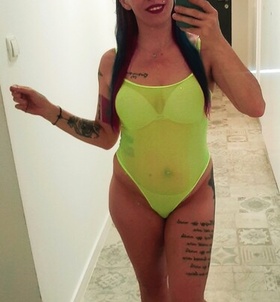 Szuzi (30+ éves, Nő) - Telefon: +36 30 / 321-4784 - Szeged, szexpartner