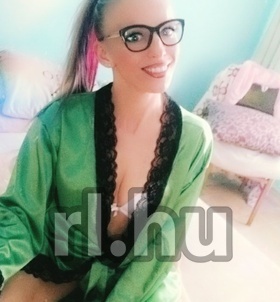 Szuzi (30+ éves) - Telefon: +36 30 / 321-4784 - Tápiószőlős